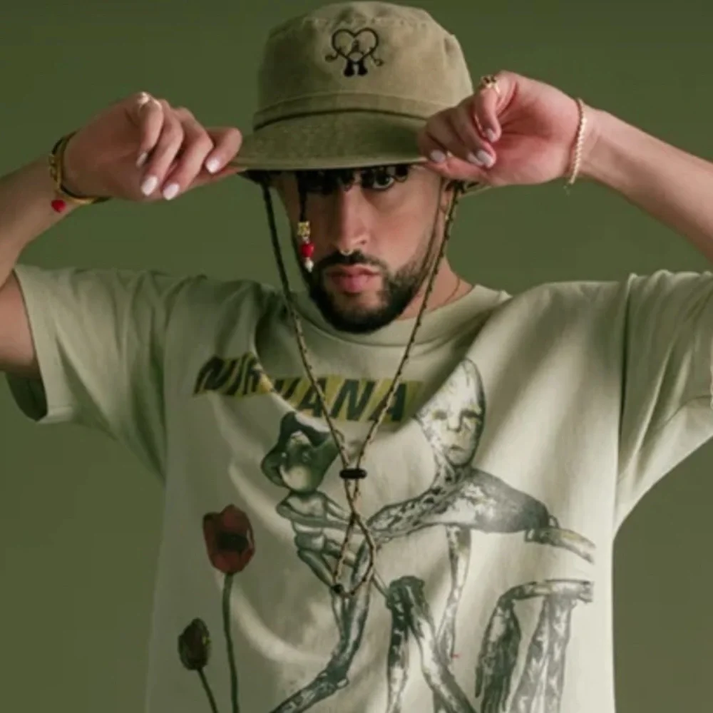 Bad Bunny bucket hat - Picture 2 of 6